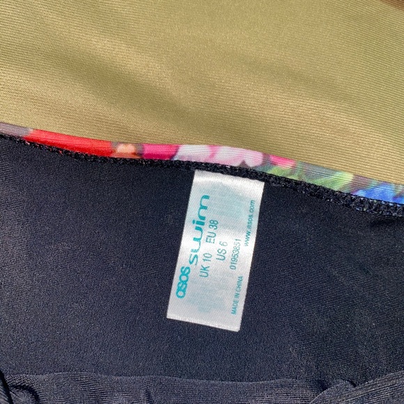 Bikini set - Picture 3 of 4